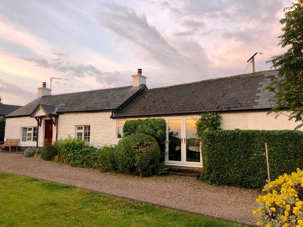 Tornaroan Cottage Ballycastle Exterior foto